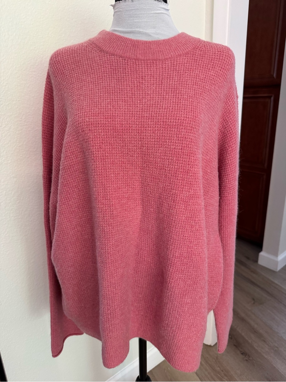 Point Sur by J Crew Women's Cozy Rose Pink Sweater - Buttons up Back - XL